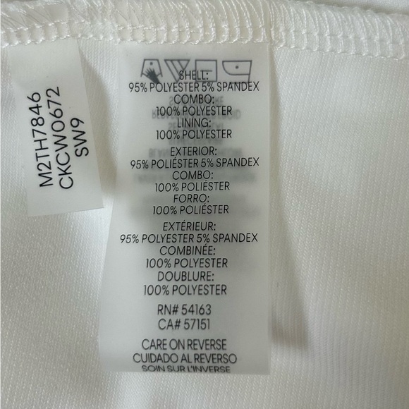 Calvin Klein Modern Essentials White Sleeveless V-Neck Top Size XL NWT - Picture 4 of 9